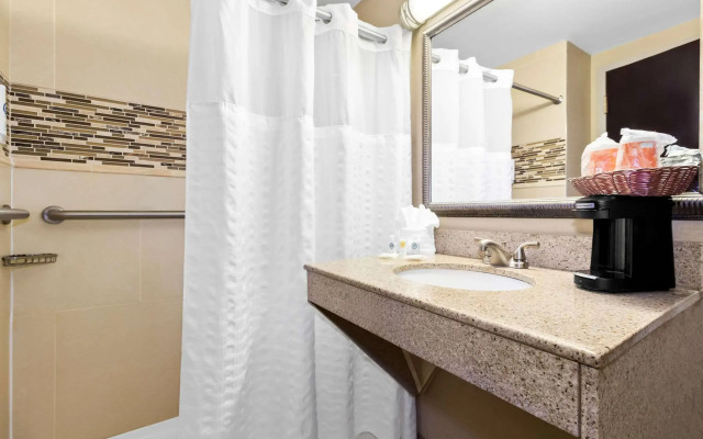 Comfort Suites Lumberton