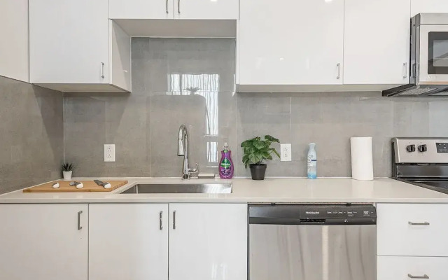 BRIGHT COZY 4Bed in the Heart of MileEnd