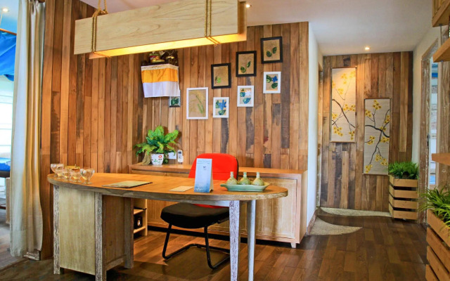 Bliss Surfer Hotel Legian