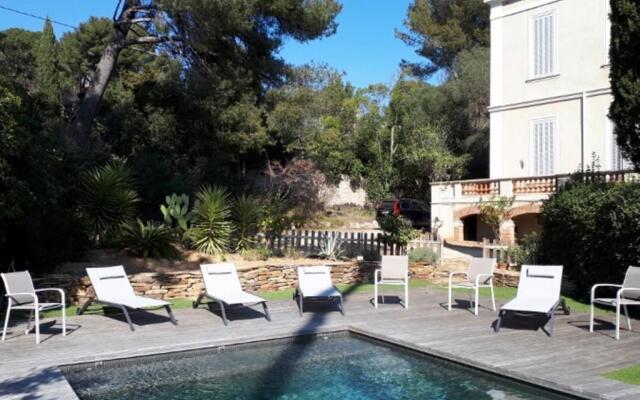 Large 19th Century Villa With Swimming Pool