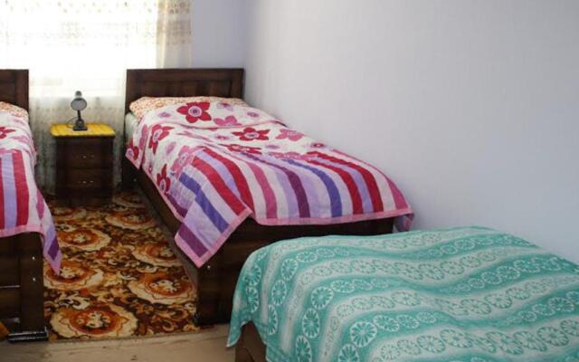 Guest House Qaldea