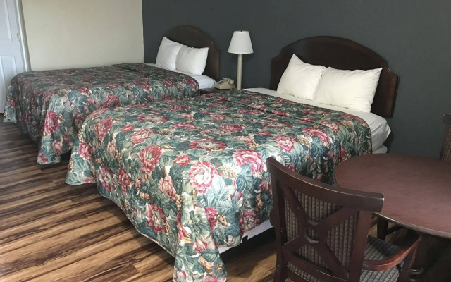 Knights Inn Lumberton