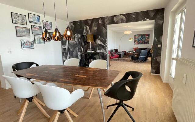 SUNSET Apartment direkt am Bodensee mit Parkplatz