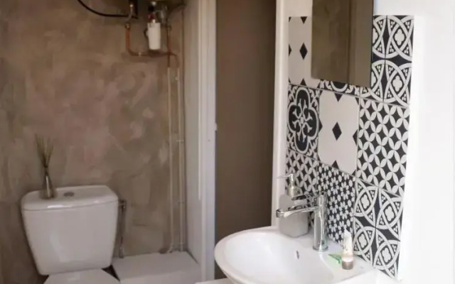 Charmant bungalow climatisé avec jacuzzi