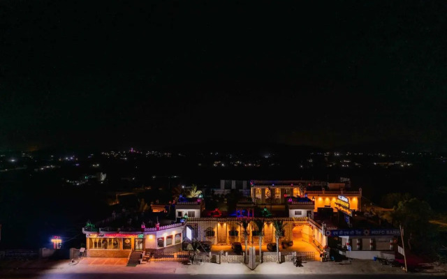 Hotal Paradise Palace Inn (Highway Hotel)