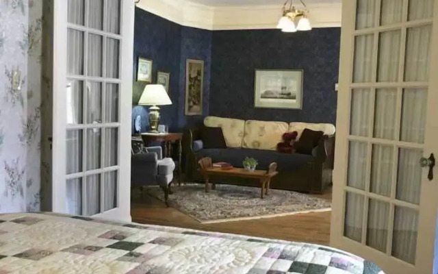The Elmwood Heritage Inn