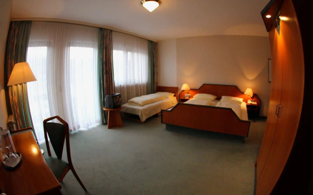 Pohl's Rheinhotel Adler