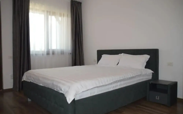 Bobocel Villa