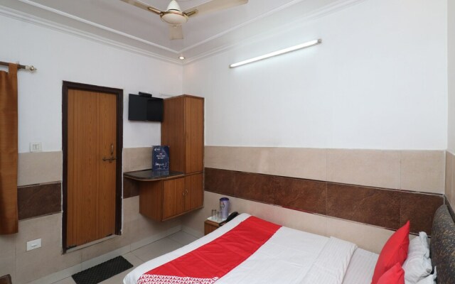 OYO 22396 Hotel Ashoka International