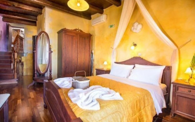 Samonas Traditional Villas Purple Villa Malotira - 85m Maisonette