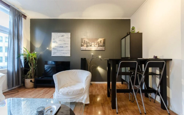 StayPlus Comfy 1BR Apt - Hip Area