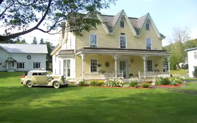 Stamford Gables