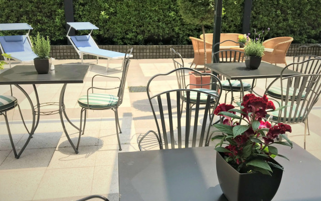 The Regency Hotel, Sure Hotel Collection by Best Western