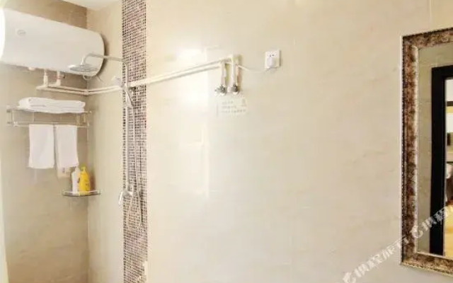 Qingdao Sheng Shi Business Hotel
