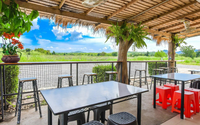 Billabong Resort Cha Am