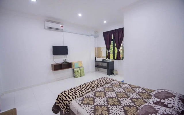 Wan Danisha Villa Inn
