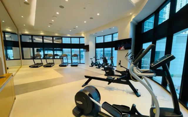 Luxury at JBR Jumeirah Gate Tower 1