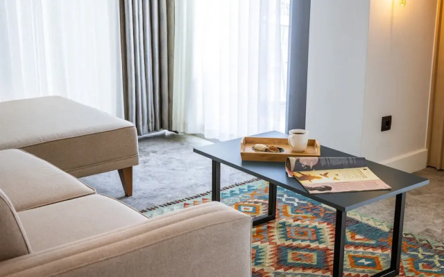 Отель Sole Suites