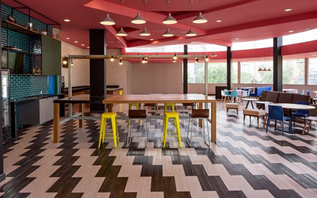 Hotel ibis Styles Bauru