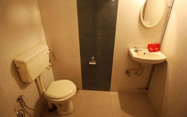 Oyo Rooms Sola Sg Highway 2