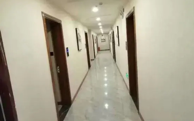 Jingyue Select Hotel (Anyi Nanchang Vocational University Branch)