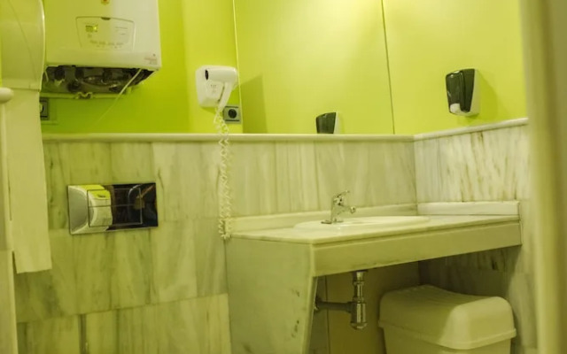 White Nest Hostel