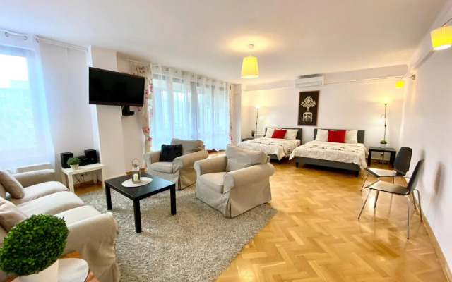 Center Warsaw - Apartmenty Jana Pawła II