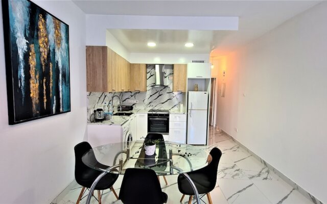 Paphos Light House Apartment