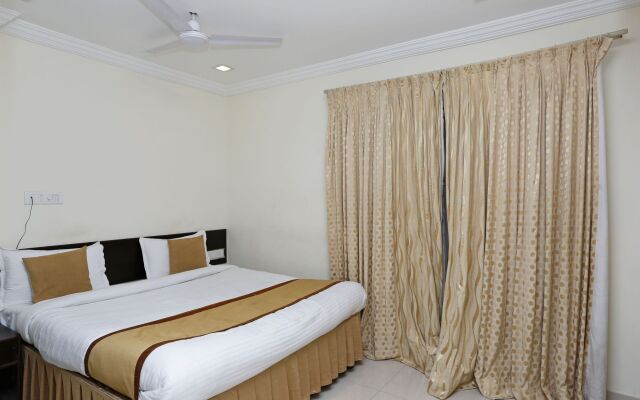 OYO 2229 Hotel Golden Wings