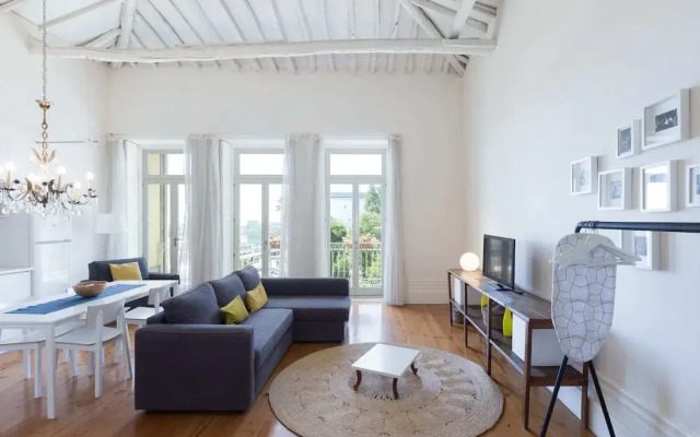 Oporto City Flats - Ayres Gouvea House