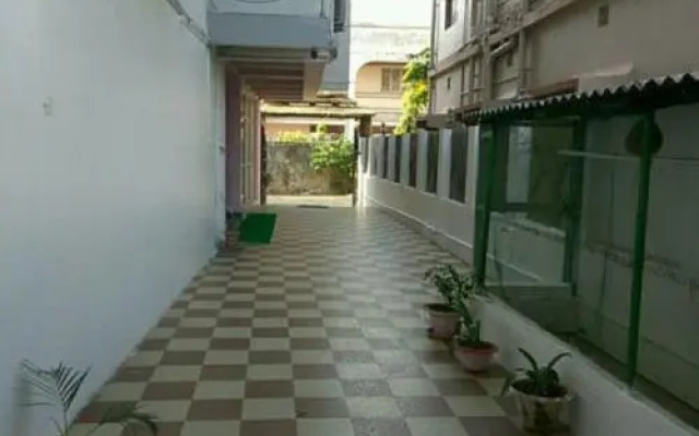 Hotel Airport Inn