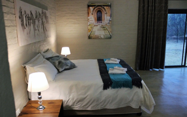 Ibis Way Guest House