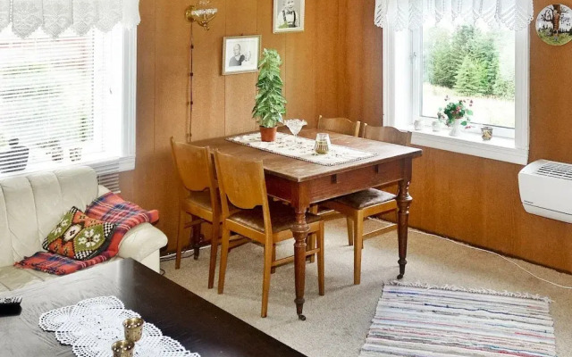 6 Person Holiday Home in Fevåg