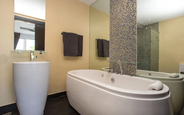 Tropical Seaview Pool Villa Dragon A