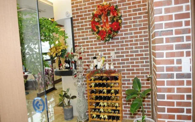 Sinyoung Well City Hotel