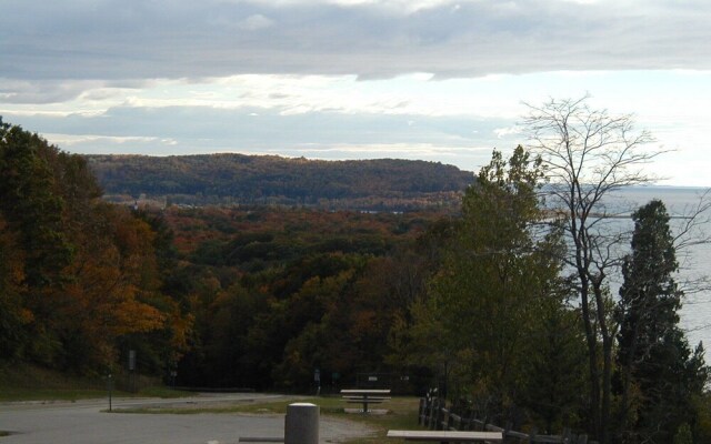 Arcadia House Bed & Breakfast