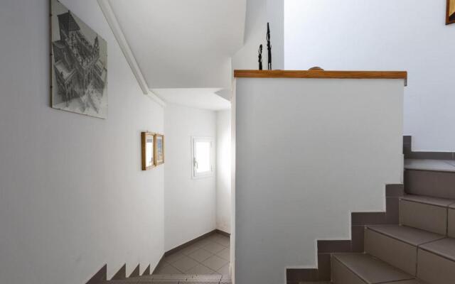 Porticciolo Apartment by BarbarHouse