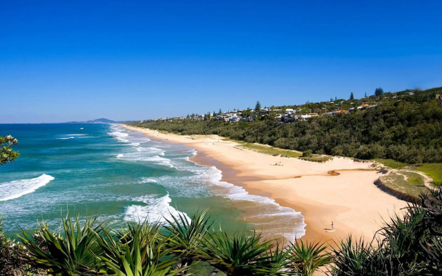 6 Parkshores Sunshine Location Location Location