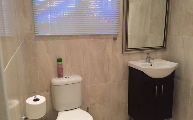 Tranquil House @ 851 College Avenue