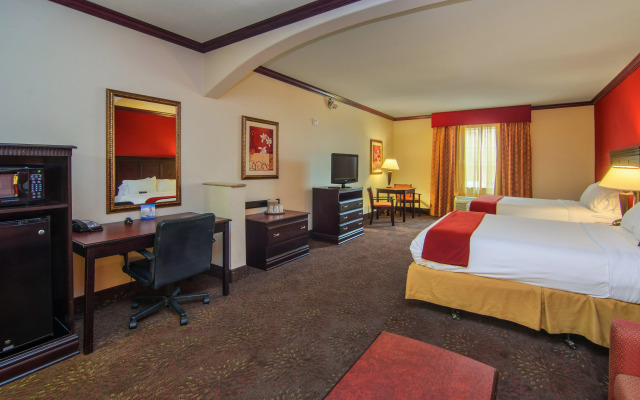 Holiday Inn Express Hotel & Suites Terrell by IHG