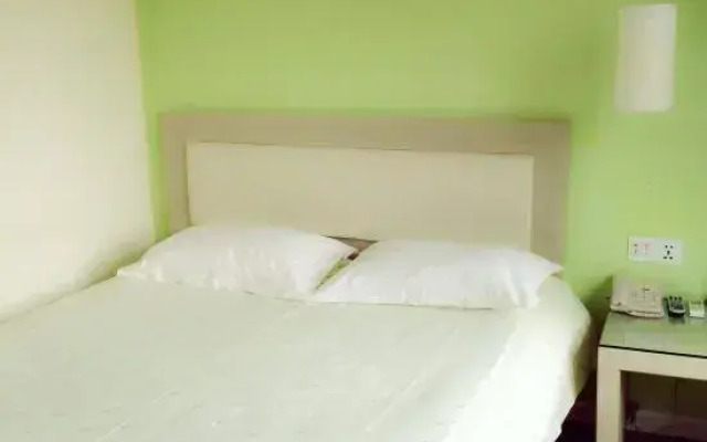 Rest Hotel (Hangzhou Xiaoshan Renmin Road Subway Station)