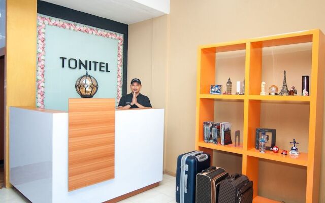 TONITEL Hotel Malioboro Yogyakarta - Hostel