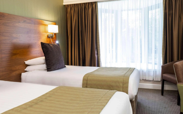 Holiday Inn Newcastle South by IHG