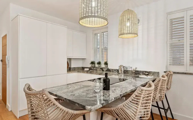 Ultra Marine - Large Roof Terrace Sea Views