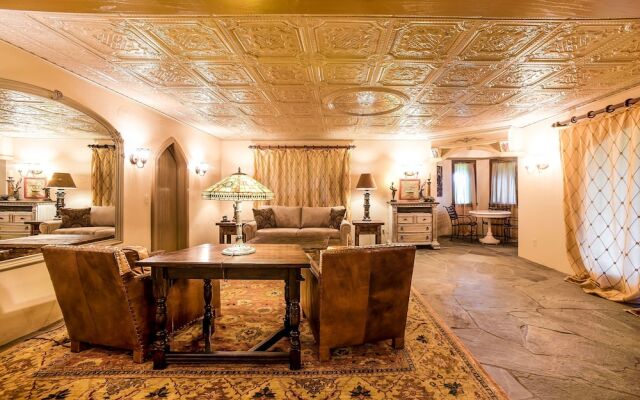 HIGHLANDS CASTLE overlooking Lake George.. plus 2 other Castles!