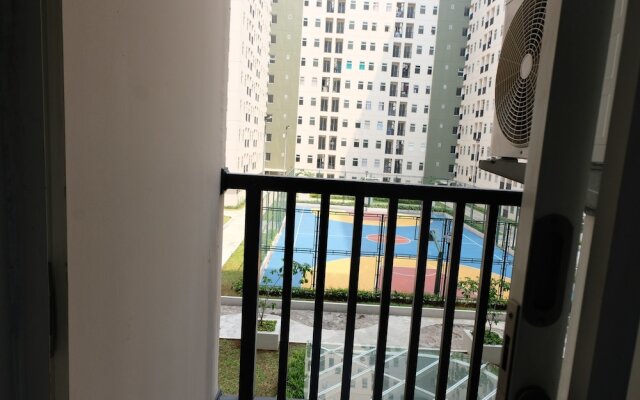 Homey 2BR at Ayodhya Apartment By Travelio