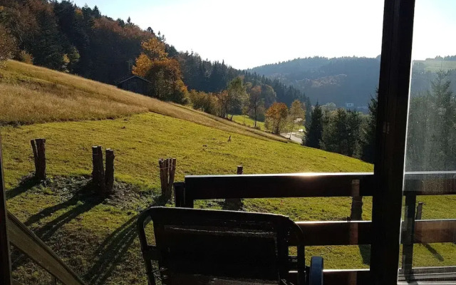 Pretty Holiday Home in Schöfweg ot Langfurth near Ski Slope