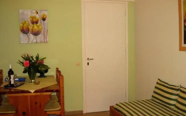 Danae Apartments