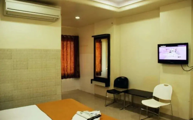 Apple Sai Residency
