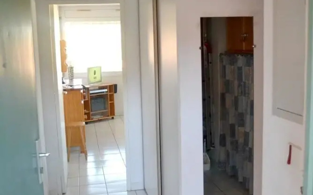 Apartment With 2 Bedrooms in La Londe-les-maures, With Enclosed Garden